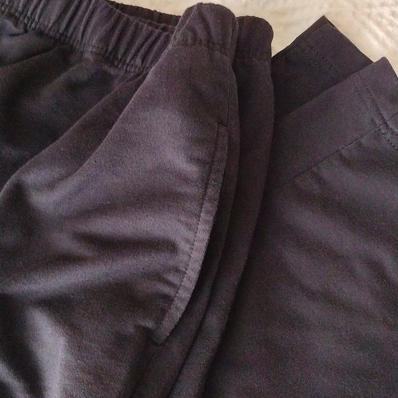 Women's Knit Lounge Wear Set - Picture 7 of 9